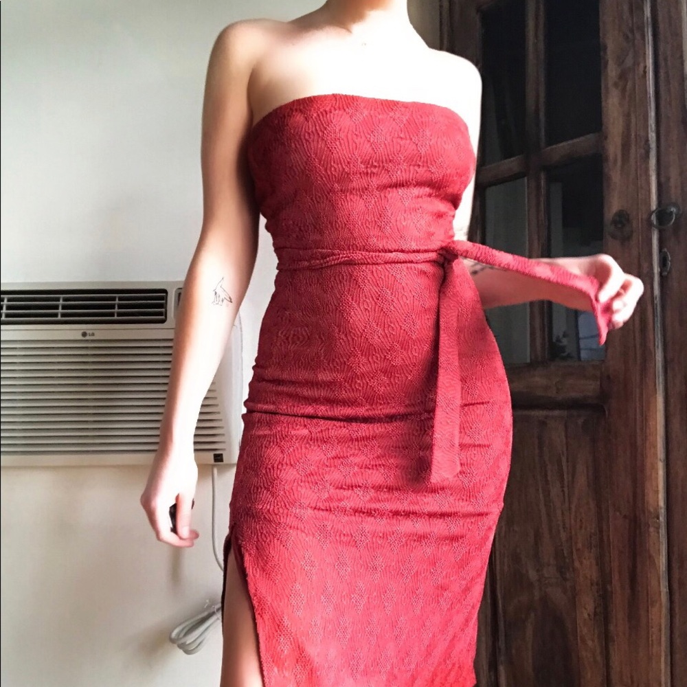 Vintage 90s mesh crochet red tie waist tube dress